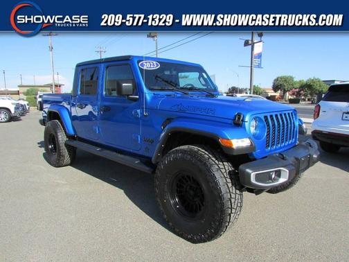 Hydro Blue Pearlcoat 2023 Jeep Gladiator Sport S
