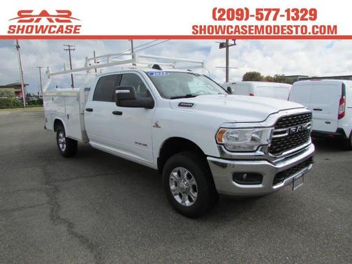 2023 RAM 3500 Big Horn Crew Cab 4x4 8' Box