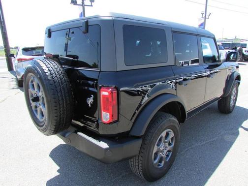 Shadow Black 2025 Ford Bronco Big Bend