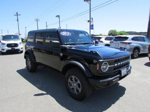 Shadow Black 2025 Ford Bronco Big Bend