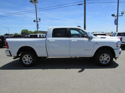Bright White 2024 RAM 2500 Laramie Crew Cab 4x4 6'4' Box