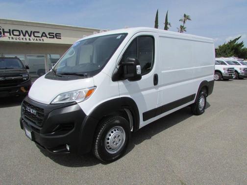 Bright White 2025 RAM ProMaster 2500 Tradesman