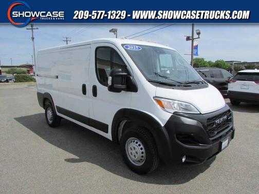 Bright White 2025 RAM ProMaster 2500 Tradesman