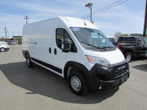 Bright White 2025 RAM ProMaster 3500 High Roof