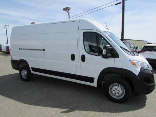 Bright White 2025 RAM ProMaster 3500 High Roof