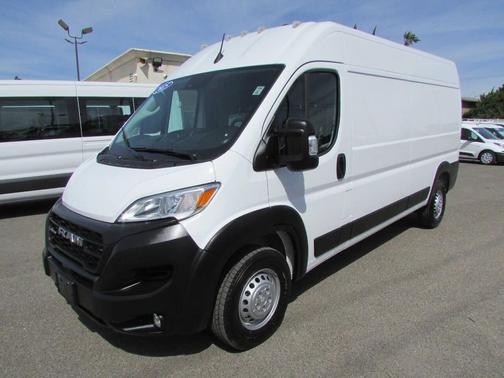Bright White 2025 RAM ProMaster 3500 High Roof