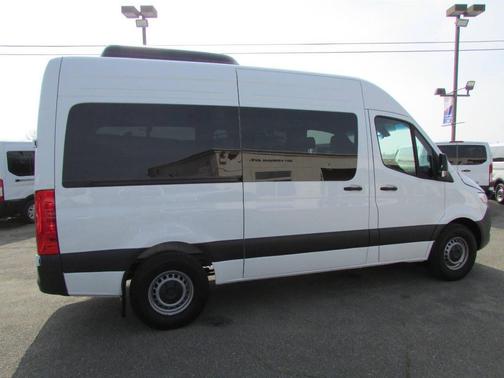 2024 Mercedes-Benz Sprinter 2500 Standard Roof