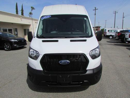 Oxford White 2023 Ford Transit-250 Base