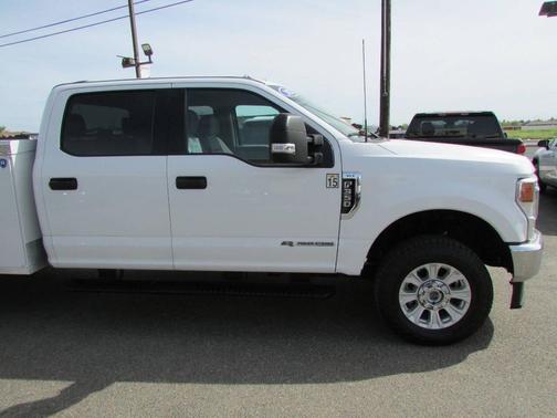 Oxford White 2021 Ford F-350 XLT