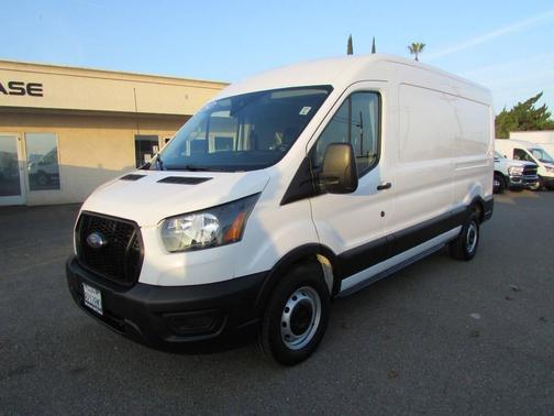 2022 Ford Transit-250 Base