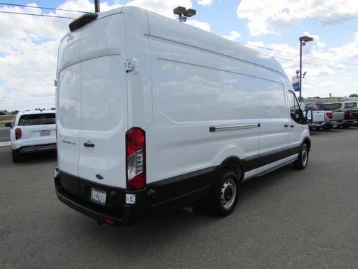 Oxford White 2025 Ford Transit-250 Base