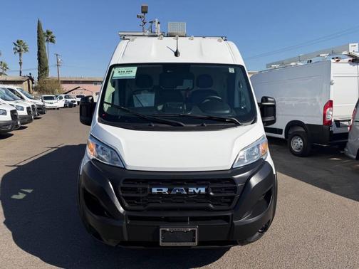 Bright White Clearcoat 2025 RAM ProMaster 2500 Tradesman