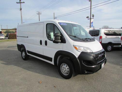 2023 RAM ProMaster 2500 Base