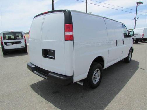2022 Chevrolet Express 3500 RWD 3500 Regular Wheelbase WT