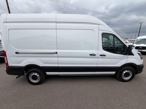 Oxford White 2023 Ford Transit-250 Base