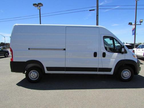 Bright White 2026 RAM ProMaster 2500 Tradesman