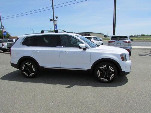 Glacier White Pearl 2025 Kia Telluride S