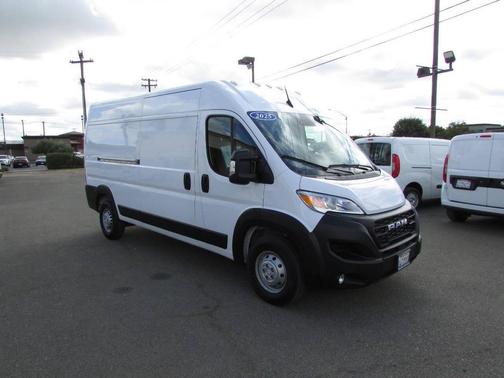 2025 RAM ProMaster 2500 Tradesman