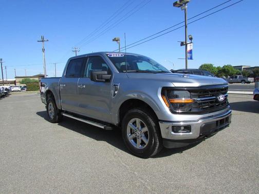Iconic Silver Metallic 2025 Ford F-150 XLT