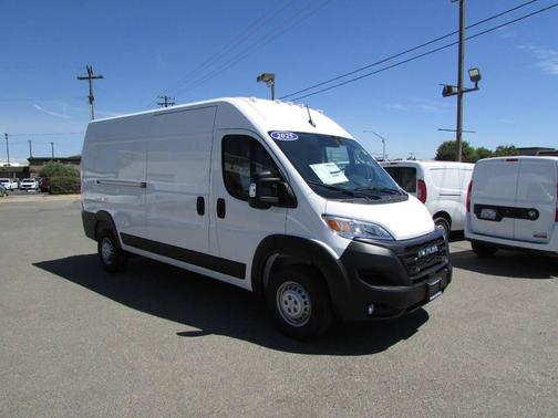 2025 RAM ProMaster 2500 Tradesman