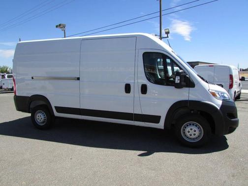 2025 RAM ProMaster 2500 Tradesman