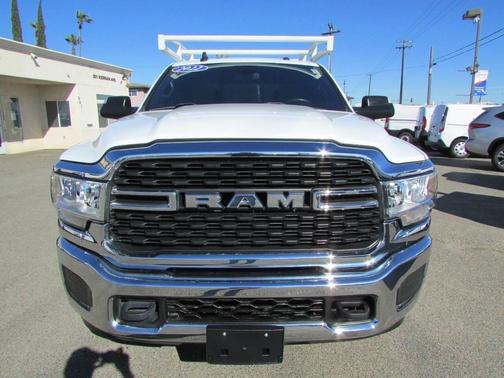 2022 RAM 3500 Big Horn Crew Cab 4x4 8' Box