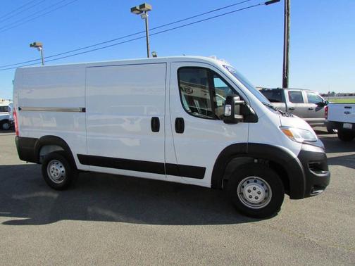 2023 RAM ProMaster 2500 Base