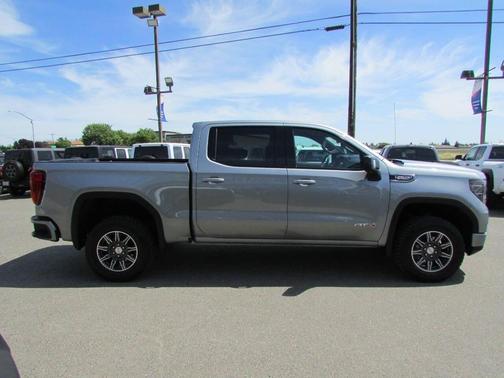 Sterling Metallic 2025 GMC Sierra 1500 AT4