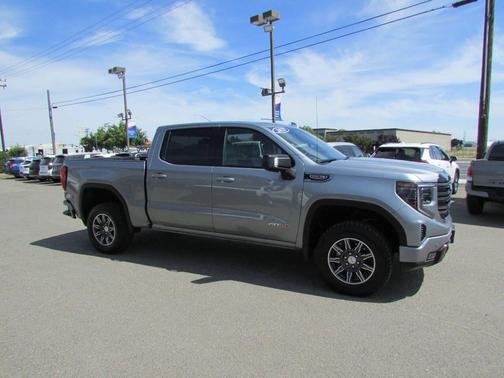 Sterling Metallic 2025 GMC Sierra 1500 AT4