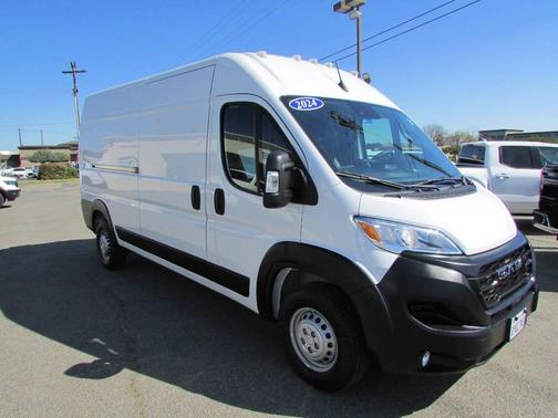2024 RAM ProMaster 2500 Tradesman