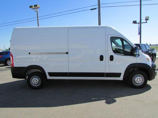 2024 RAM ProMaster 2500 Tradesman