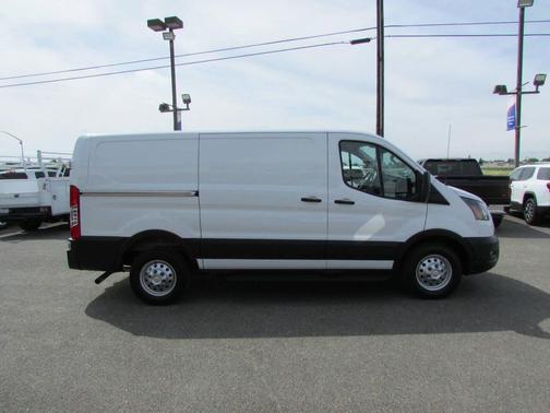 Oxford White 2023 Ford Transit-250 Base