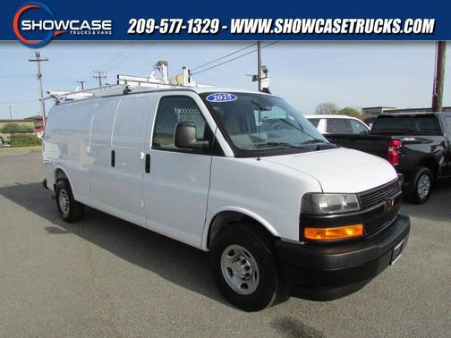 Summit White 2025 Chevrolet Express 2500 RWD 2500 Extended Wheelbase WT