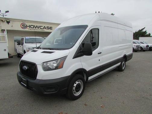 2022 Ford Transit-250 Base