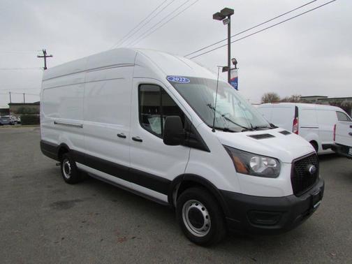 2022 Ford Transit-250 Base