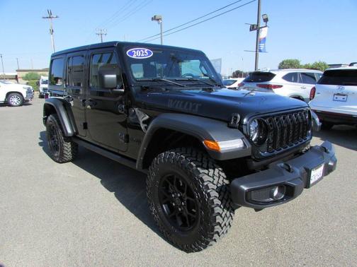 Black Clearcoat 2025 Jeep Wrangler Willys