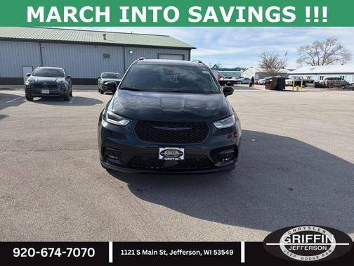 2026 Chrysler Pacifica L