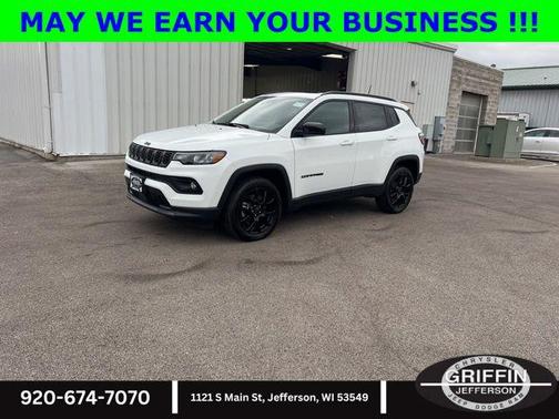 Bright White Clearcoat 2025 Jeep Compass Latitude