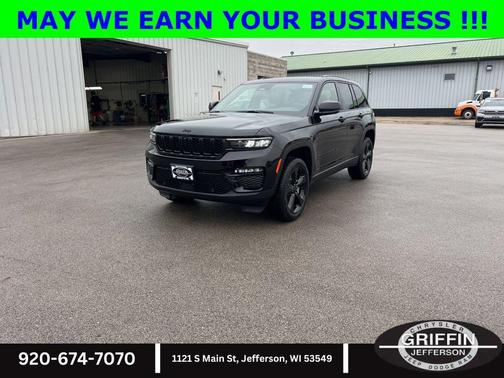 Diamond Black Crystal Pearlcoat 2025 Jeep Grand Cherokee Limited
