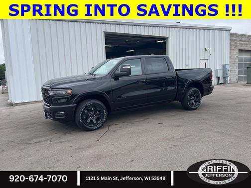 Diamond Black Crystal Pearlcoat 2026 RAM 1500 Big Horn/Lone Star