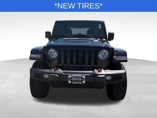 Black Clearcoat 2023 Jeep Wrangler Rubicon