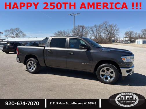 Granite Crystal Metallic Clearcoat 2022 RAM 1500 Big Horn/Lone Star