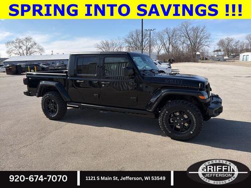 Black Clearcoat 2026 Jeep Gladiator Willys 4x4