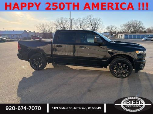 Diamond Black Crystal Pearlcoat 2026 RAM 1500 Laramie
