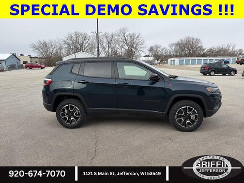 Fathom Blue Pearl Coat 2026 Jeep Compass Trailhawk