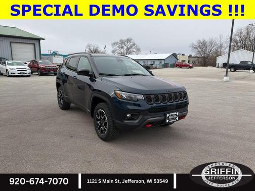 Fathom Blue Pearl Coat 2026 Jeep Compass Trailhawk
