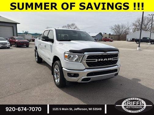 Bright White Clearcoat 2022 RAM 1500 Big Horn/Lone Star