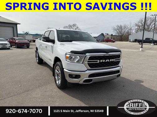 Bright White Clearcoat 2022 RAM 1500 Big Horn/Lone Star