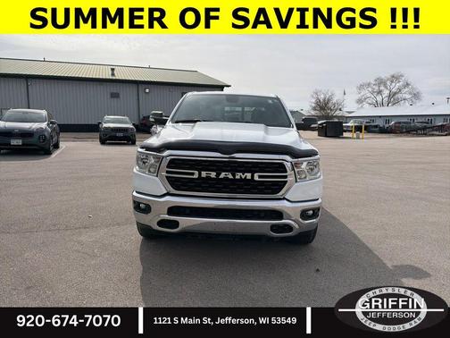 Bright White Clearcoat 2022 RAM 1500 Big Horn/Lone Star