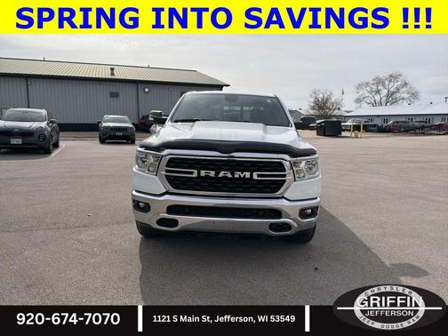 Bright White Clearcoat 2022 RAM 1500 Big Horn/Lone Star